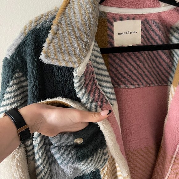 Multi-colored patchwork cozy jacket - Picture 2 of 2